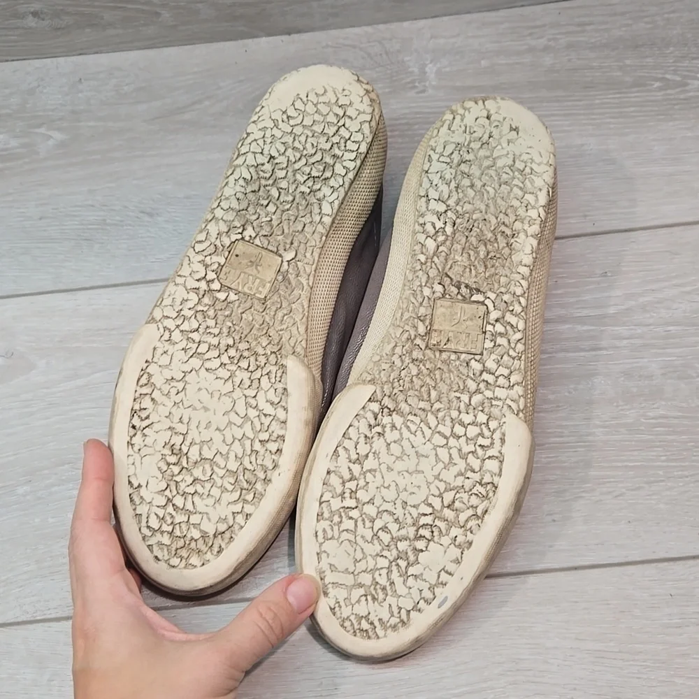 Frye Women Kira Low Top Leather sneakers shoes sz 9M